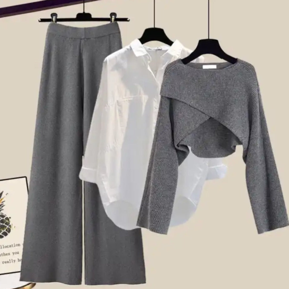 Bequemes Drei-Teile Set Grau - Lena