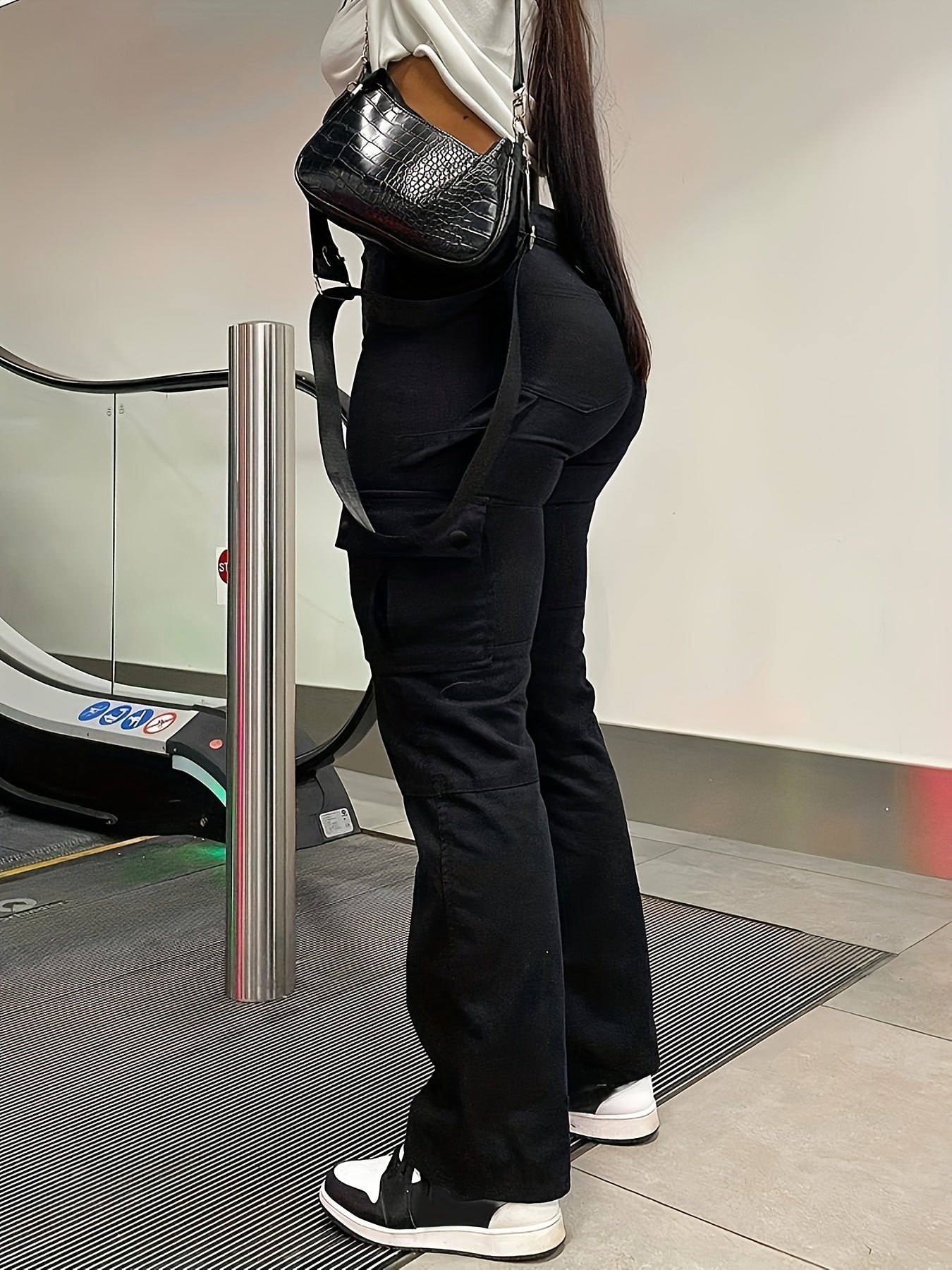 Dunkelgraue Retro Cargo-Jeans mit Hohem Bund - Elara