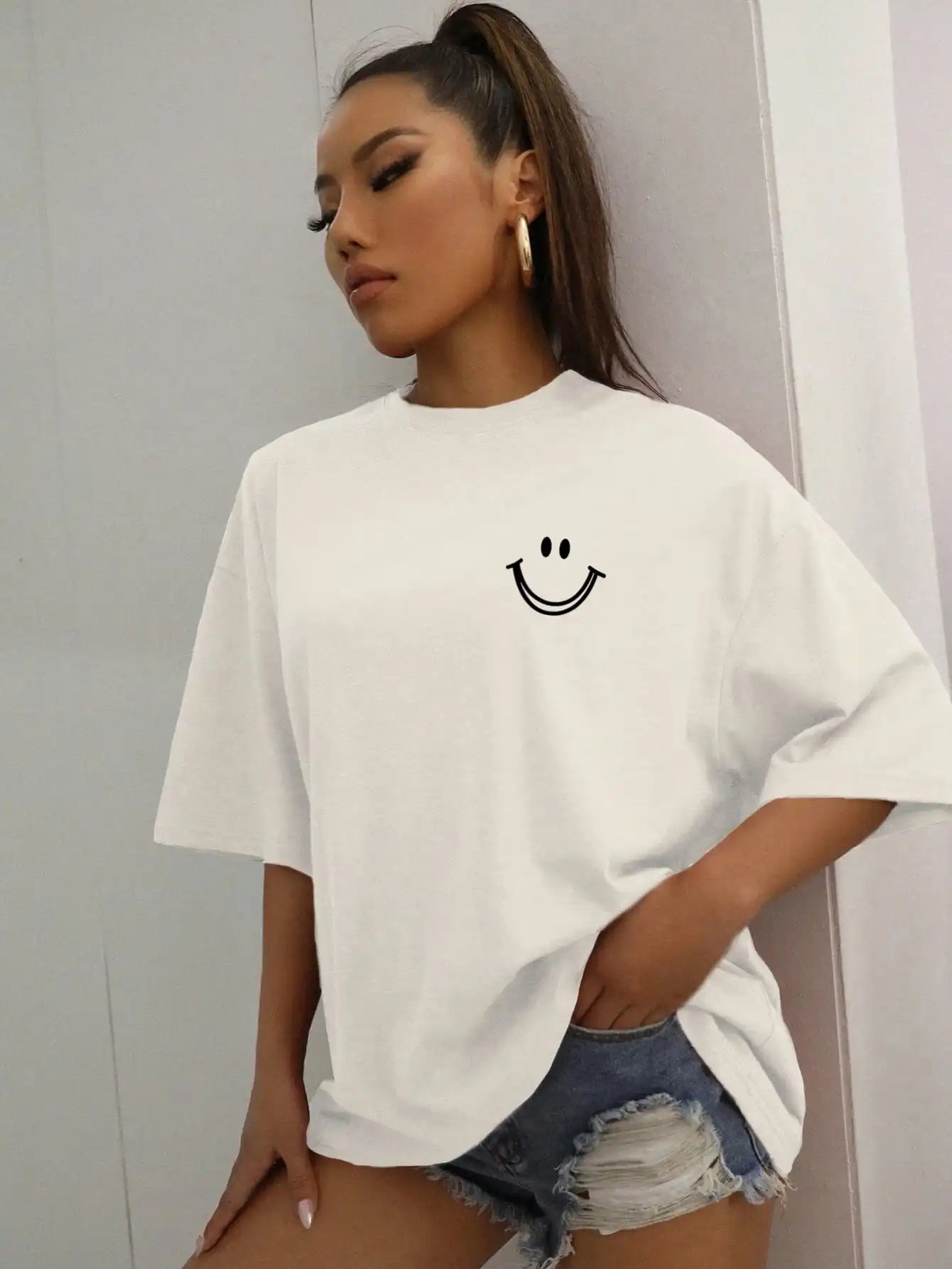 Olga - Rose Rot Hip Hop T-Shirt