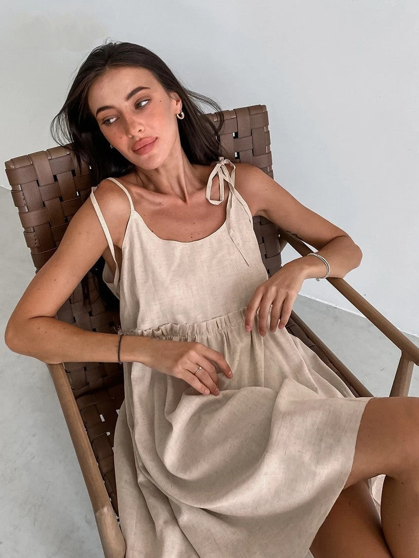 Cailyn - Khaki Mini-Kleid mit Spaghettiträgern