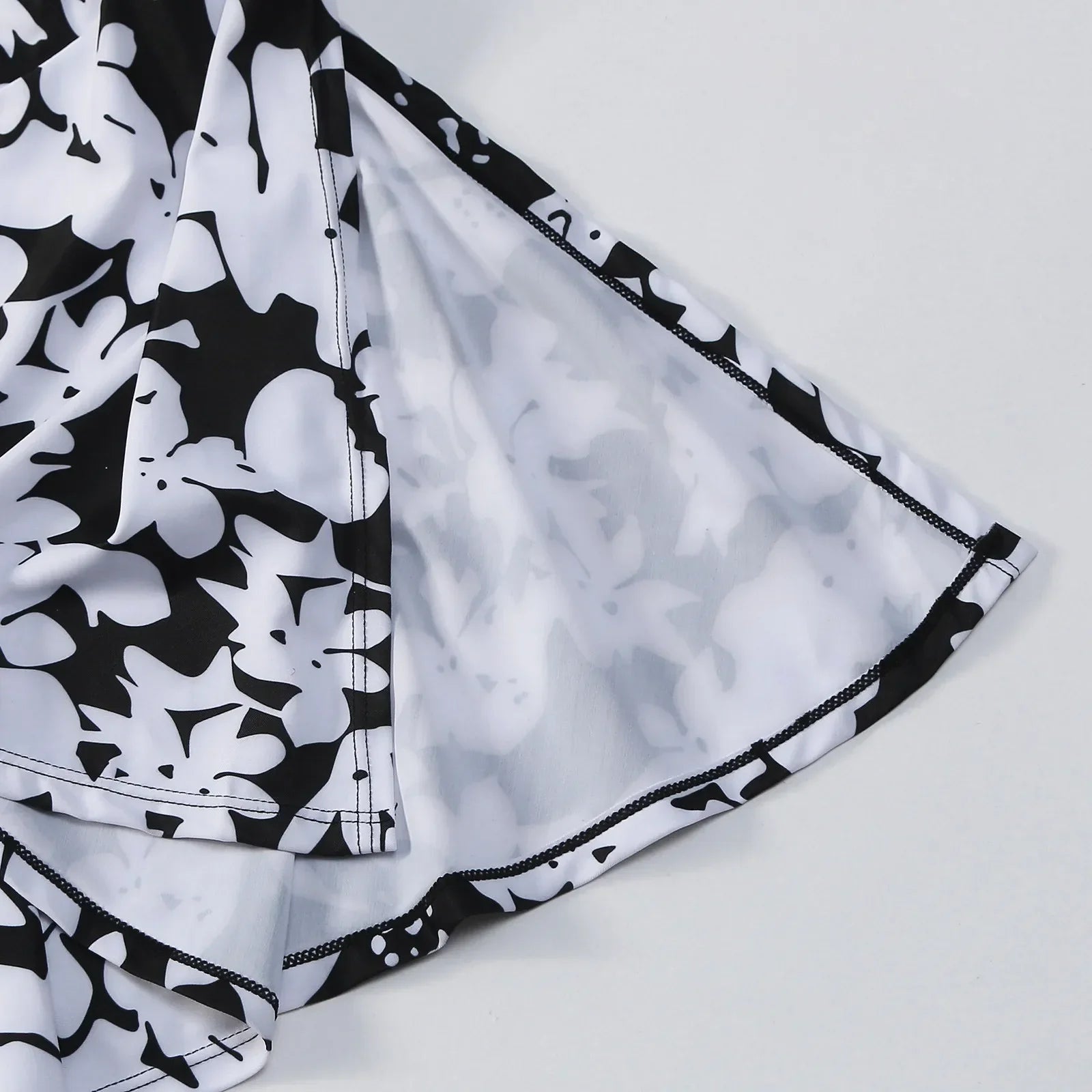 Edlyn - Weiße Vintage Tankini mit Rock