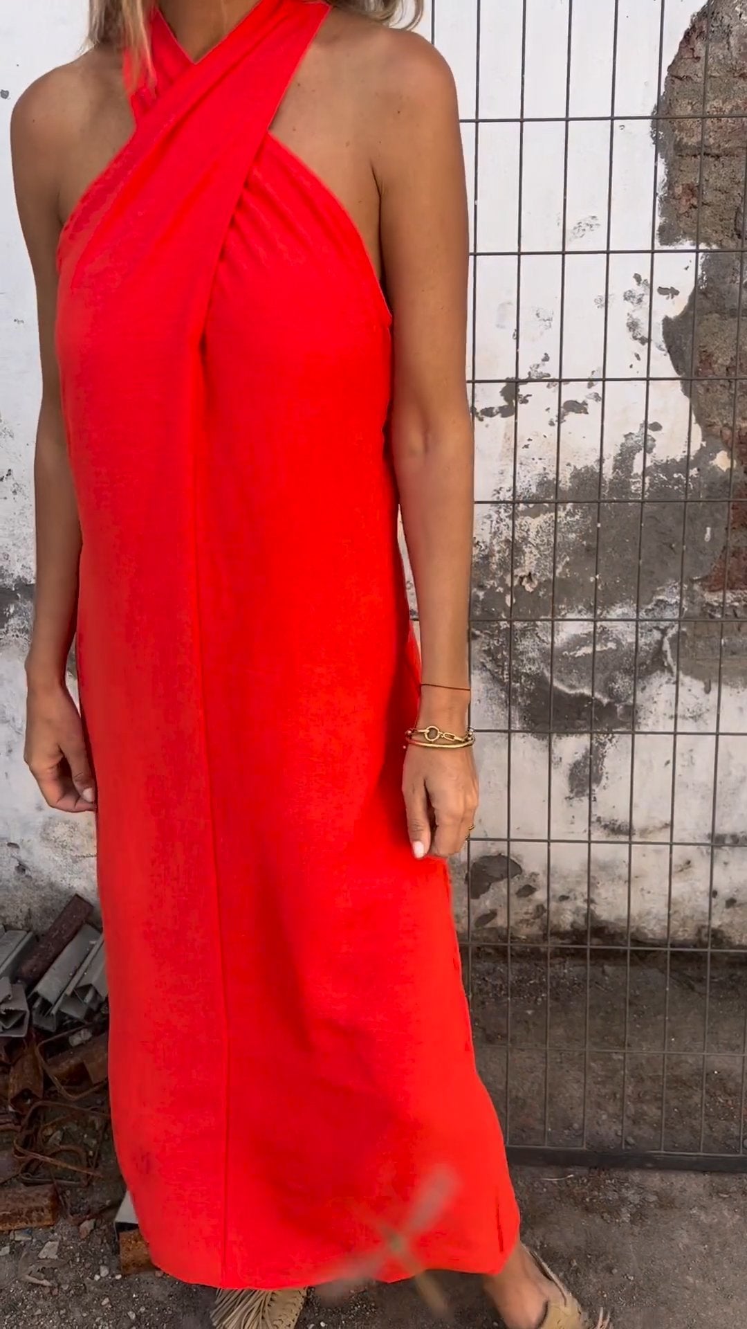 Eleanor - Lässiges Kleid mit Halterneck aus Baumwolle und Leinen