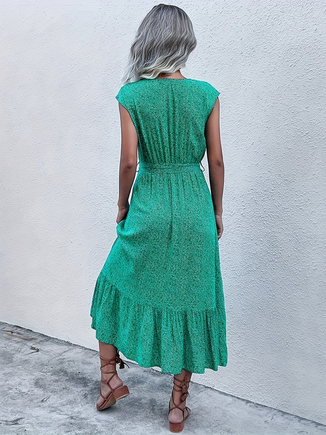 Charmantes Boho-Druck Midi-Kleid ohne Ärmel