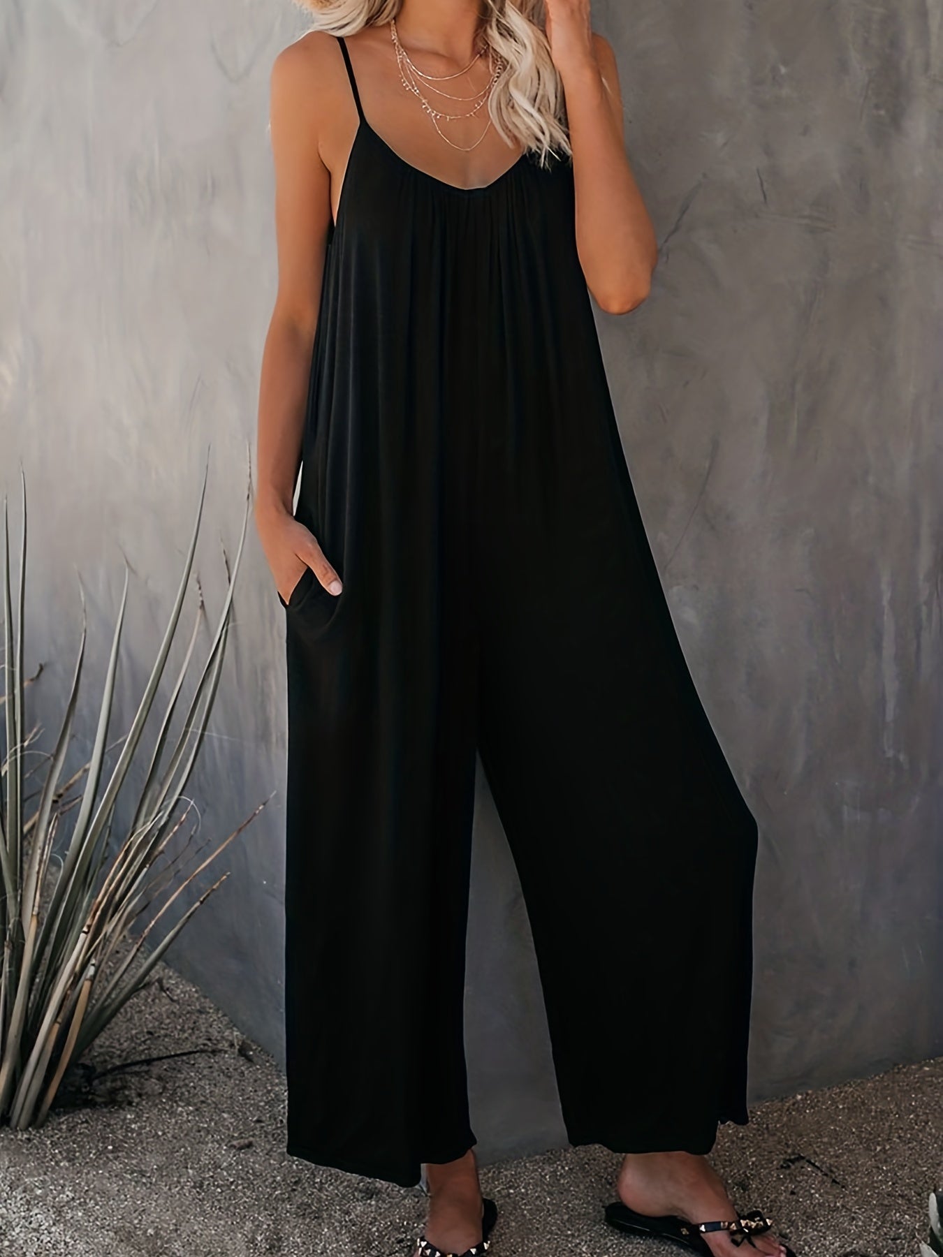 Schwarzer Jumpsuit - Lara