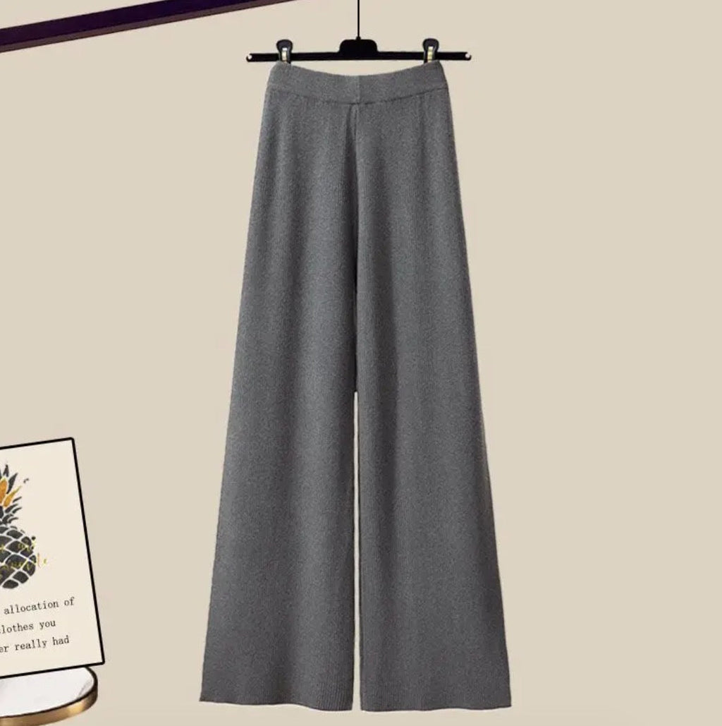 Bequemes Drei-Teile Set Grau - Lena