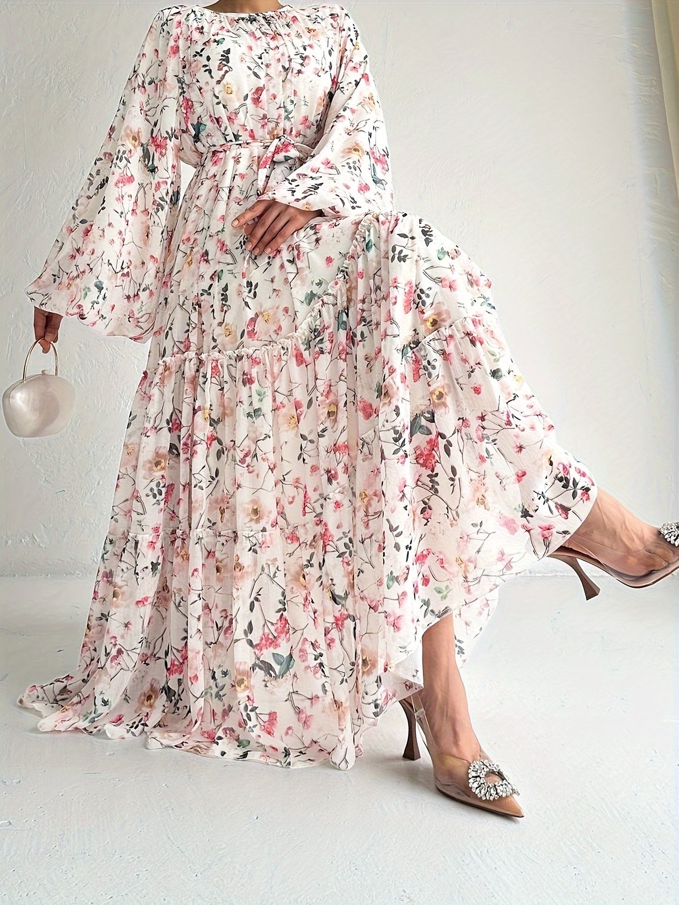 Pfirsichfarbene Kaftankleid mit Blumenmuster - Zara