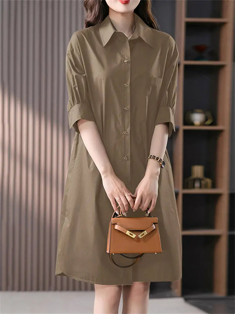 Lotte's Marineblaues Hemdkleid mit Knopfleiste