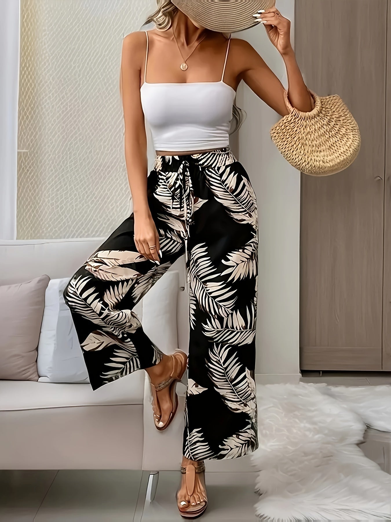 Schwarze Weite Hose mit Botanischem Print - Lotte