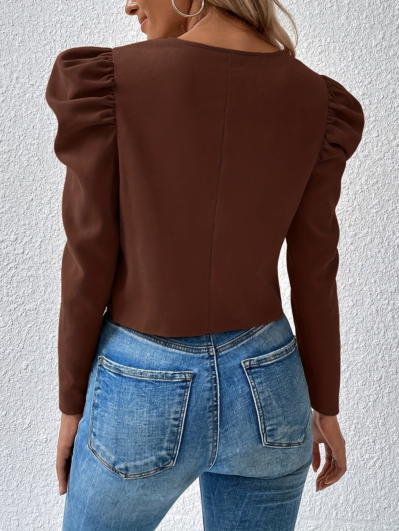 Schwarze Kurzjacke mit Puffärmeln - Clara