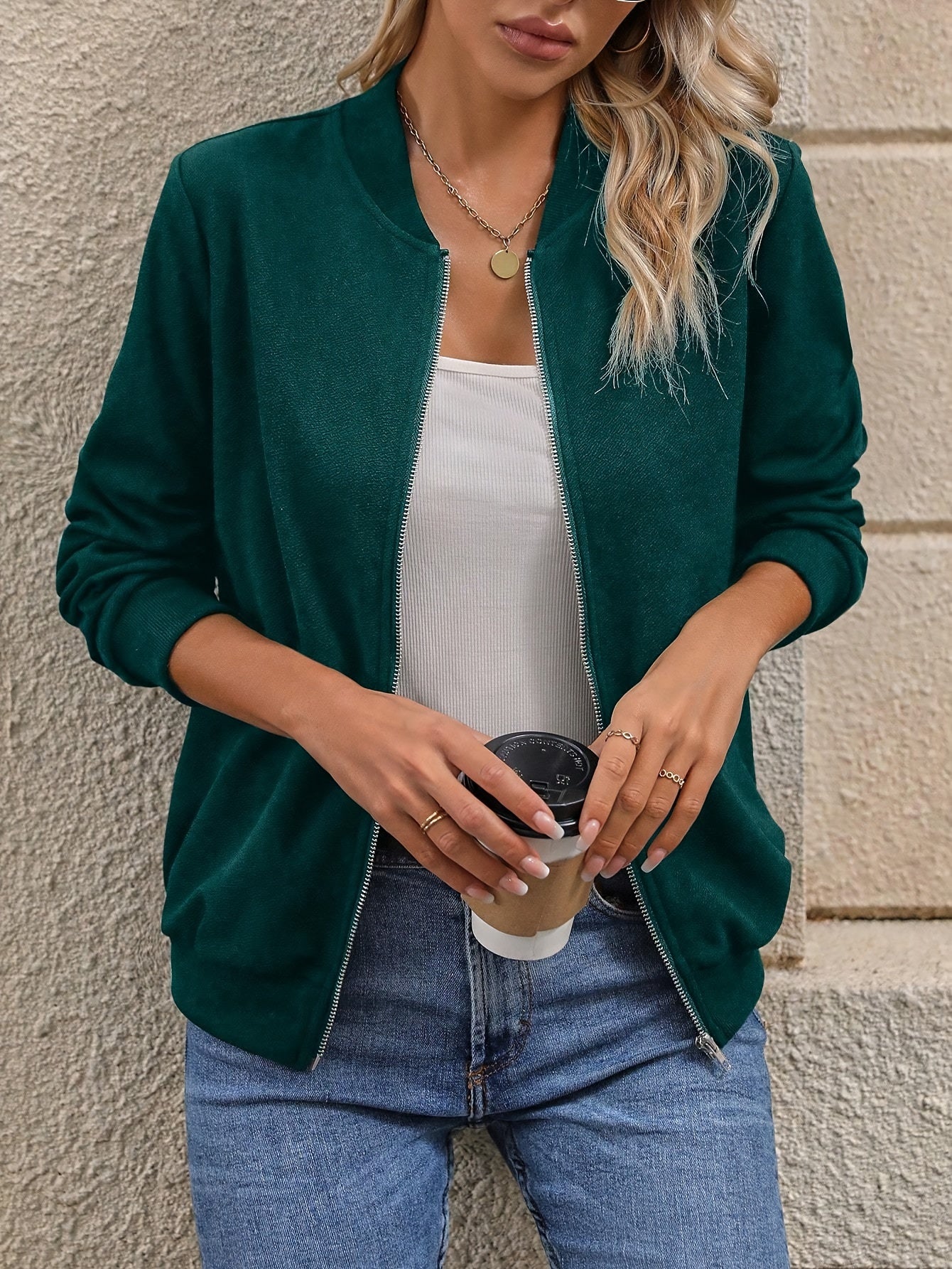 Schwarze Reißverschlussjacke - Elin