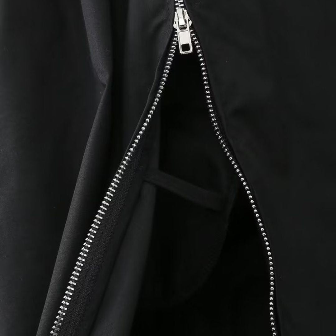 Eva's Weiße Midi-Kleid mit V-Ausschnitt