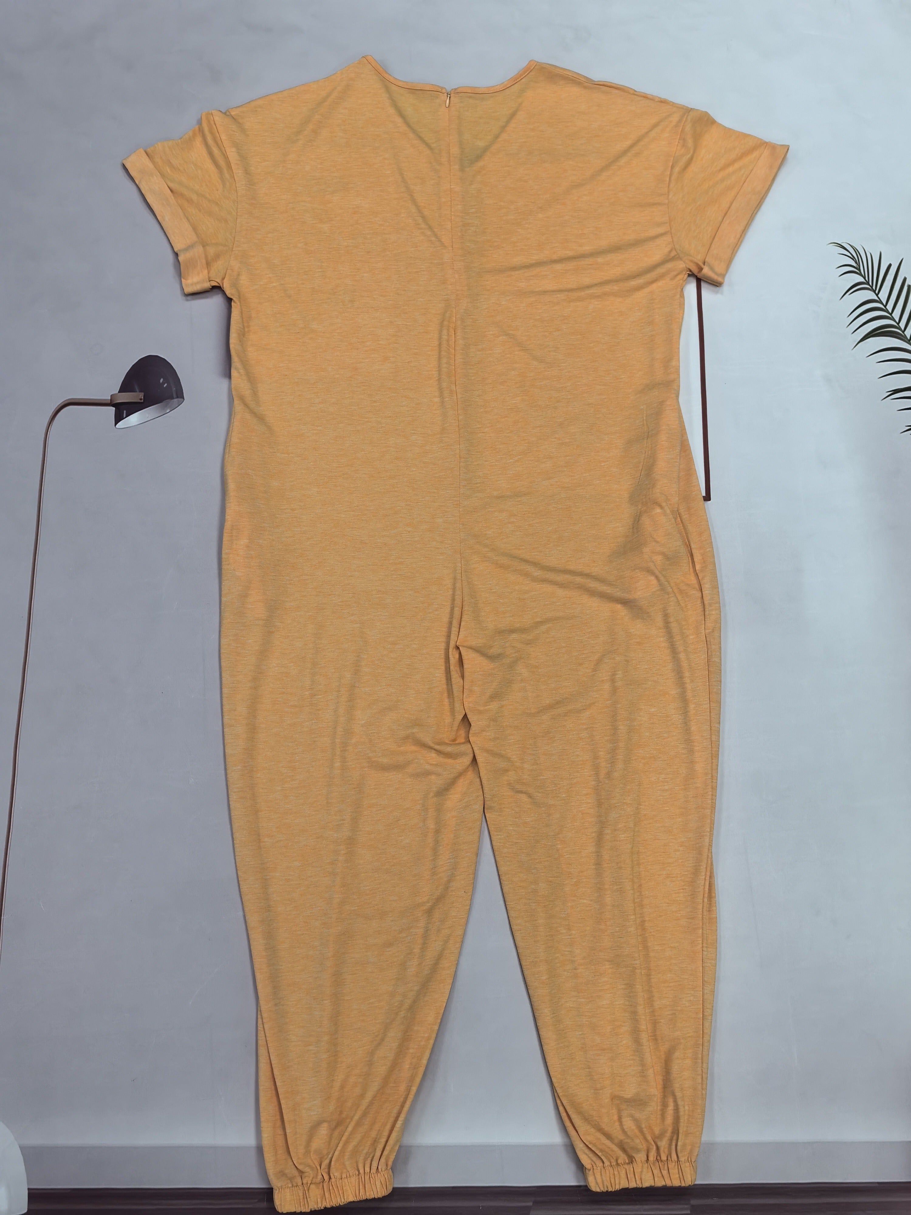 Rosa V-Ausschnitt Jumpsuit - Lena