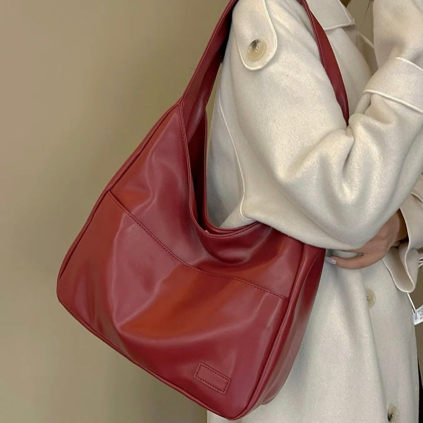 Burgunderrote Schultertasche - Elin