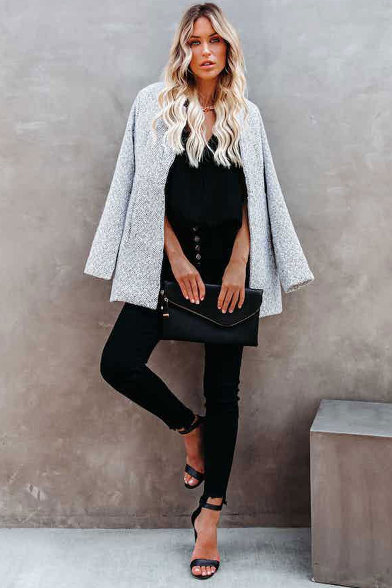 Grauer Mantel mit Taschen - Nora