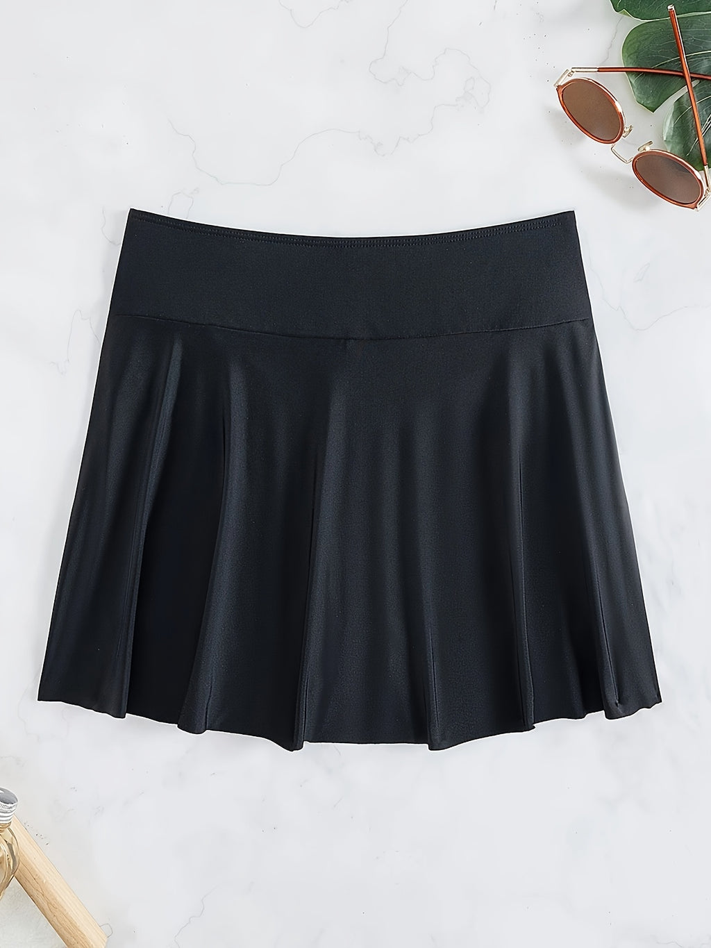 Weiße High-Waist-Schwimm-Shorts - Clara