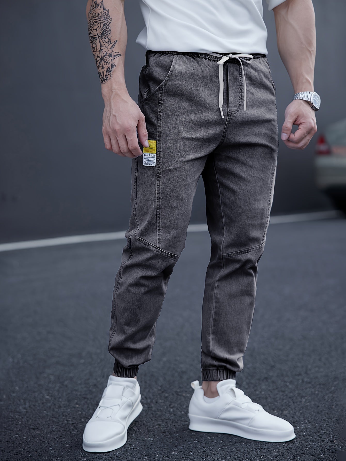Schwarze Jogger-Jeans mit Kordelzug - Leo