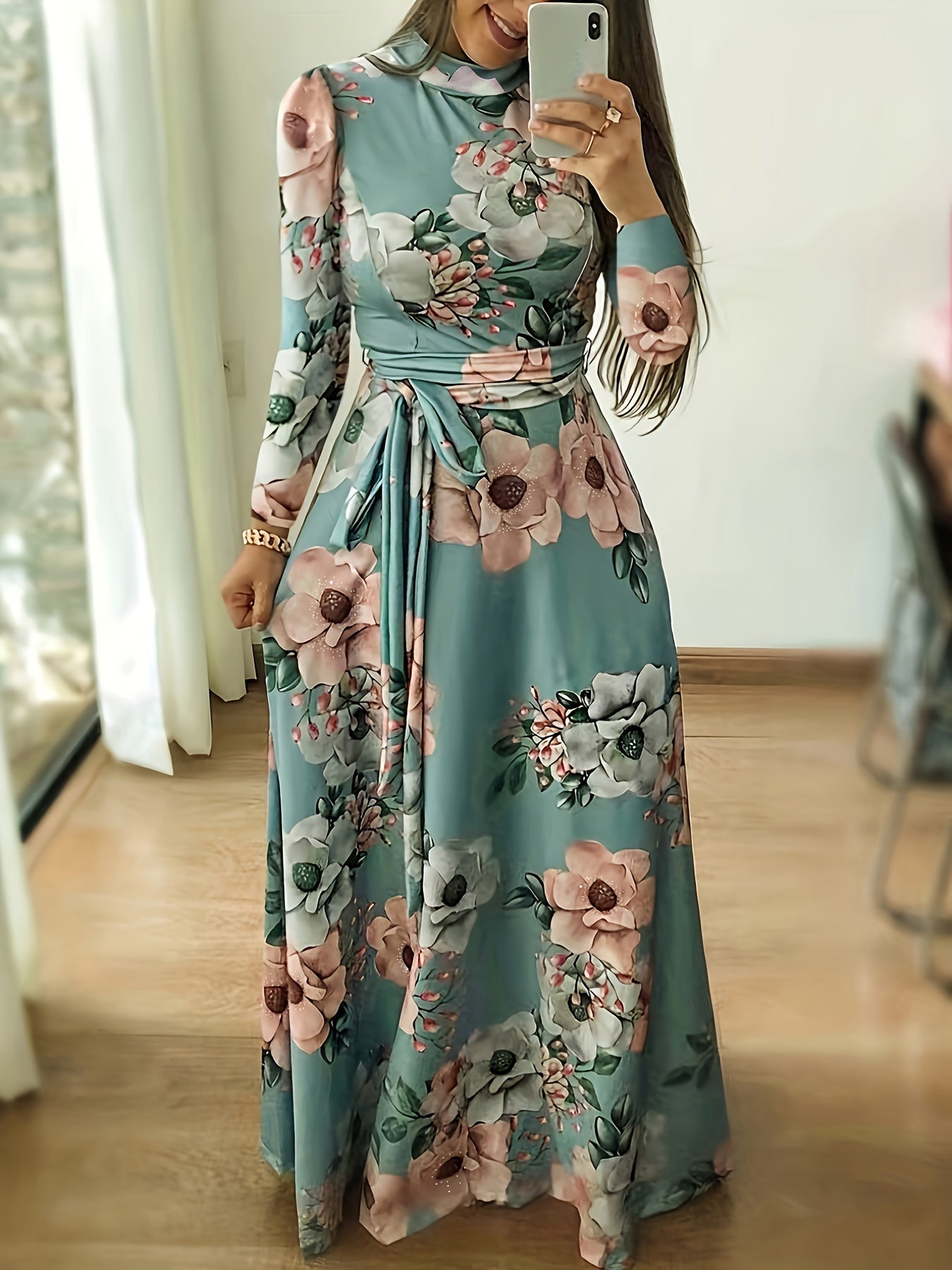 Pastellblaue Blumen-Kleid mit Bindegürtel - Liana