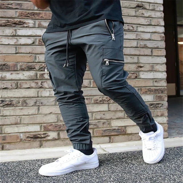 Hilary - Rote lässige Multi-Taschen-Jogger