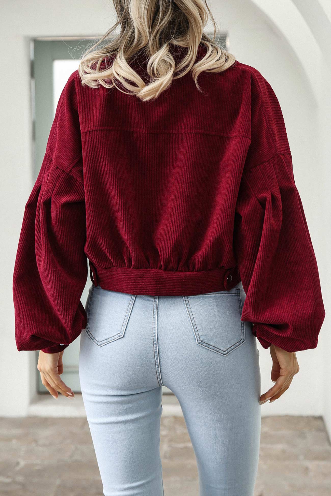 Khaki Cordjacke im Cropped-Stil - Lena