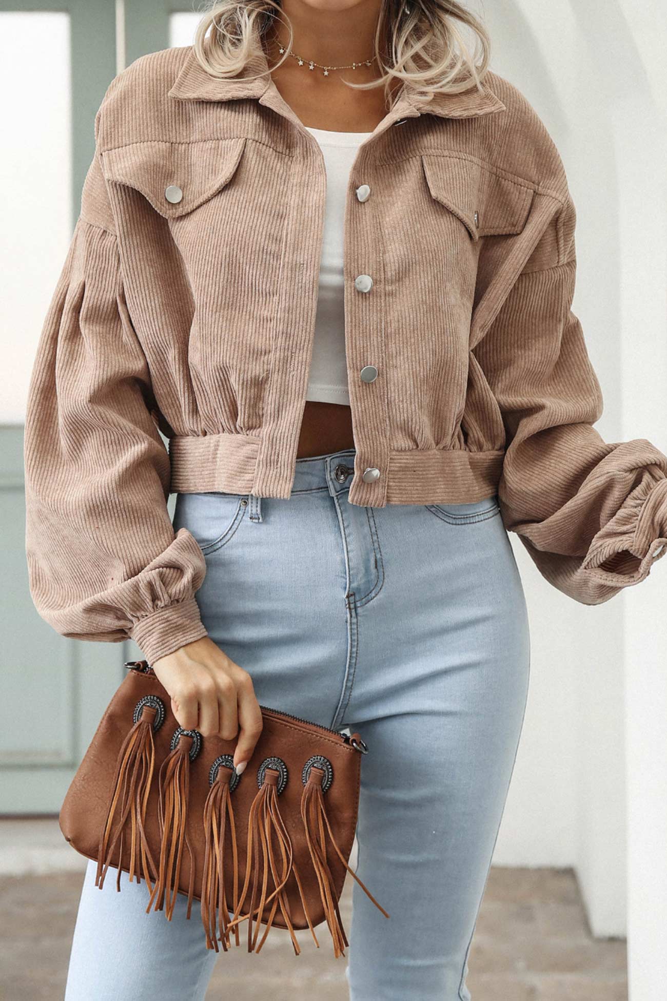 Khaki Cordjacke im Cropped-Stil - Lena