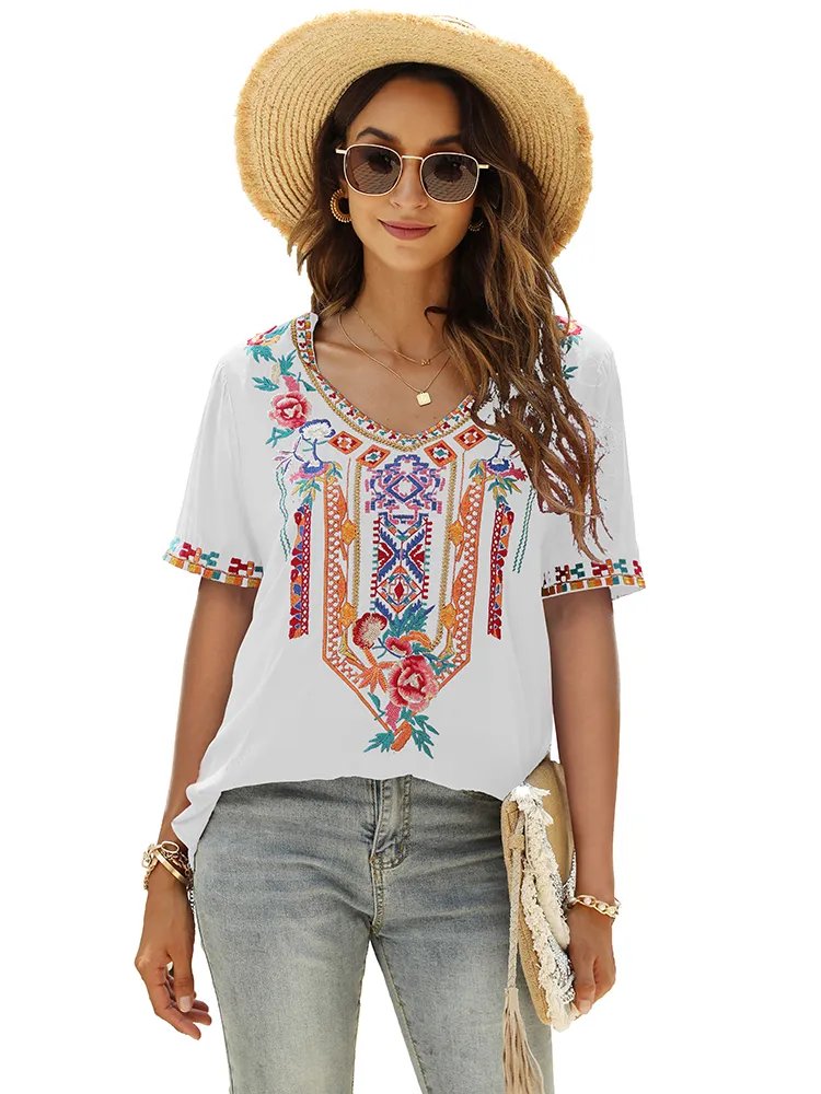 Morna - Weiße Bestickte Slim-Fit Bluse