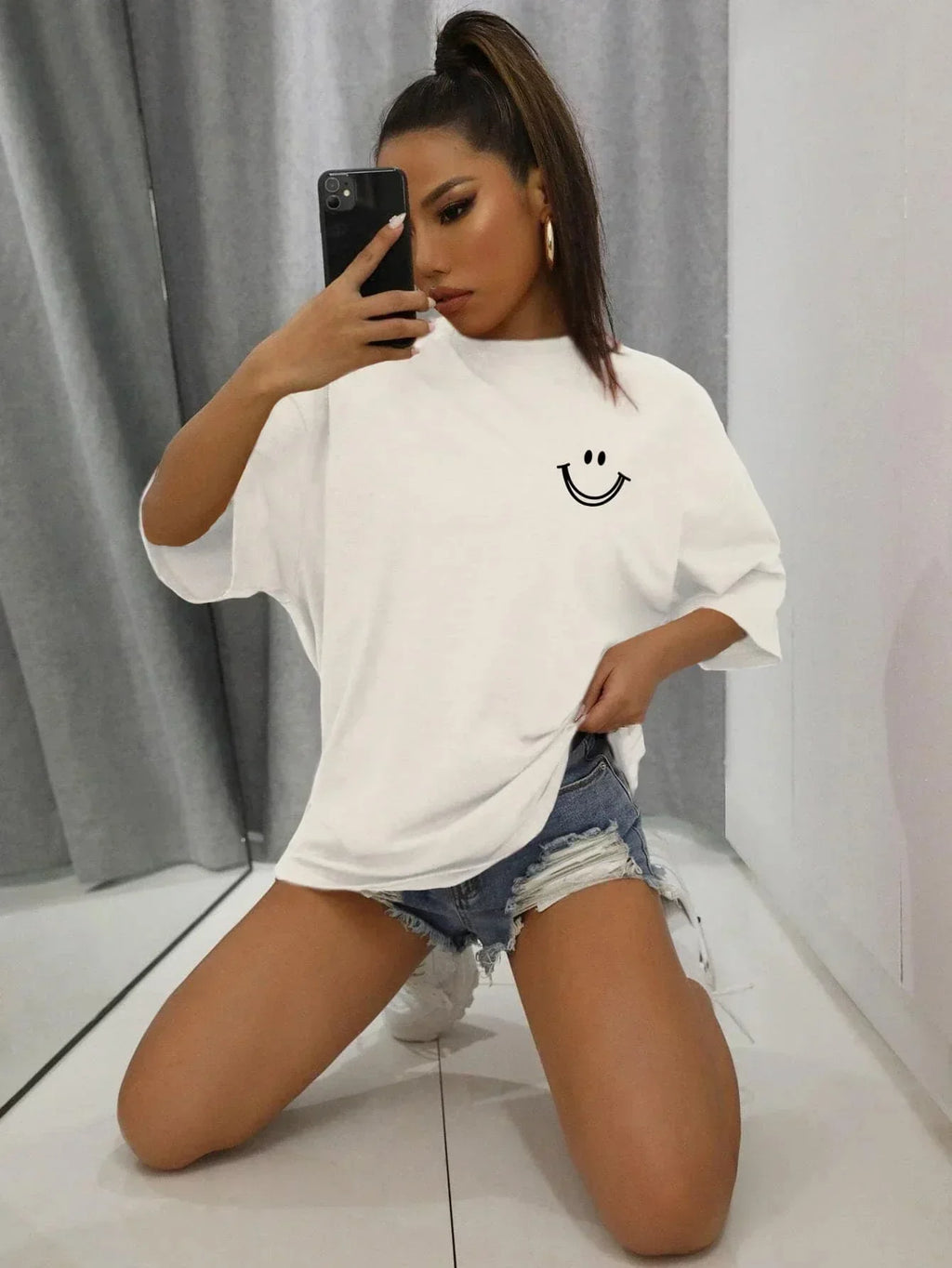 Olga - Rose Rot Hip Hop T-Shirt