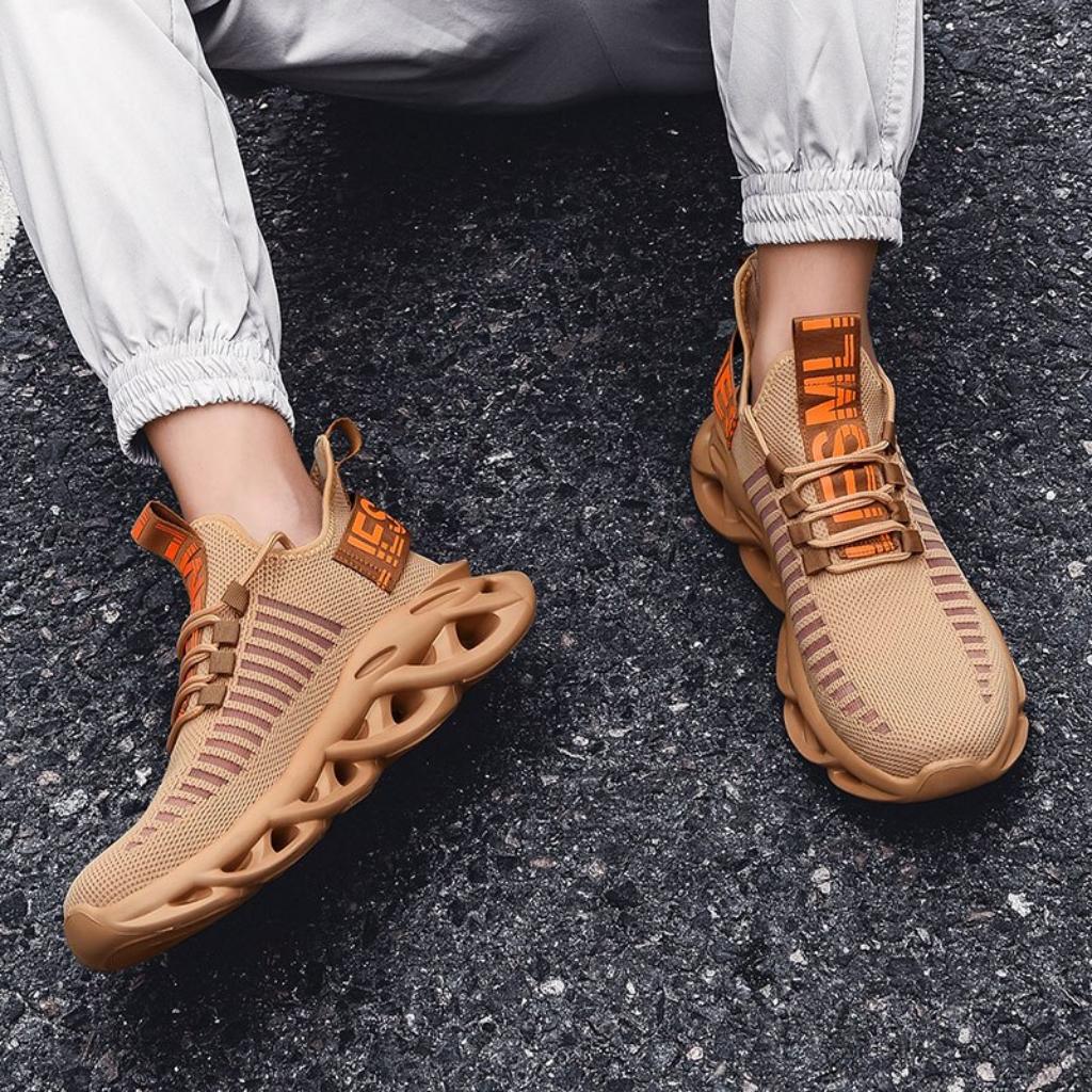 Braune Sportschuhe - Levi