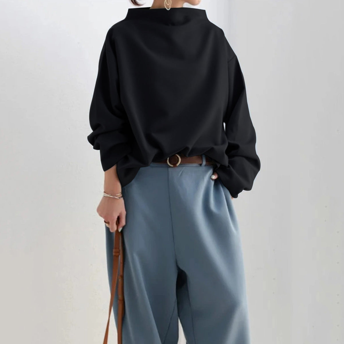 Schwarzer Hochkragenpullover Damen – Lara