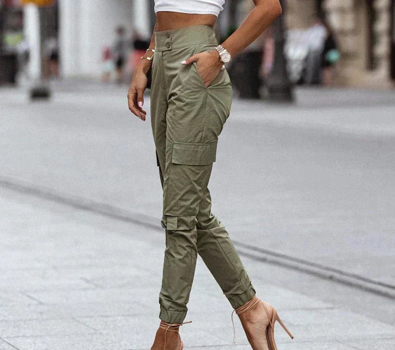 Chice Hochtaillierte Cargo-Hose mit Taschen und Knöpfen