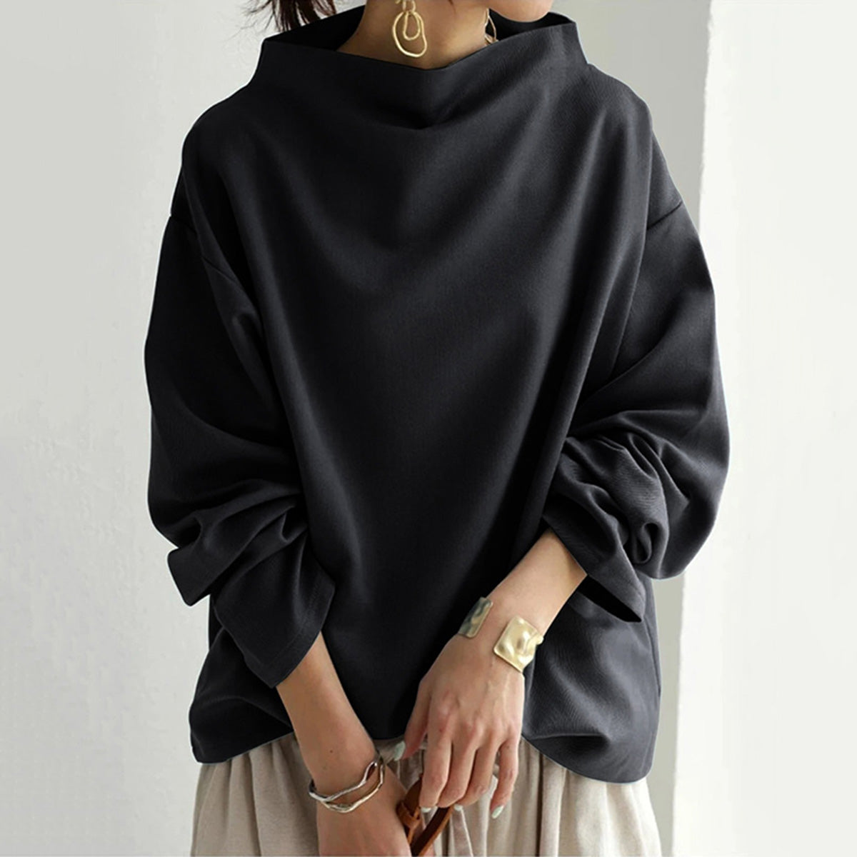 Schwarzer Hochkragenpullover Damen – Lara