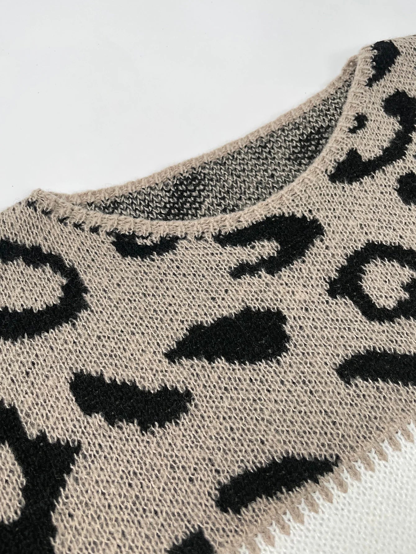 Leopard Muster Pullover Grau - Sophie