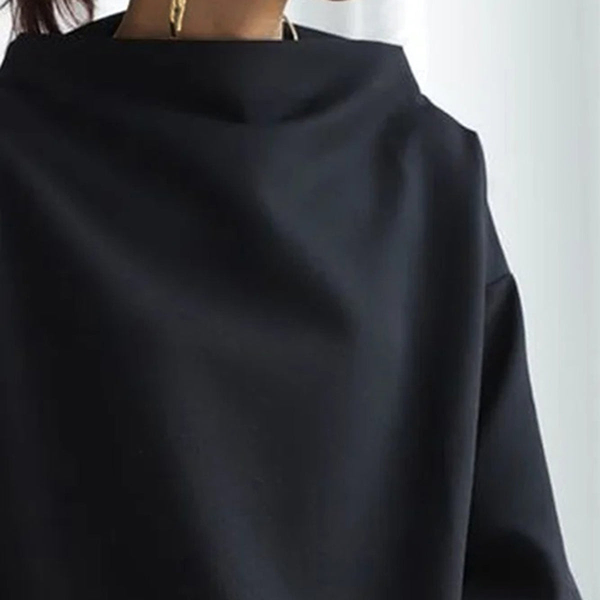 Schwarzer Hochkragenpullover Damen – Lara