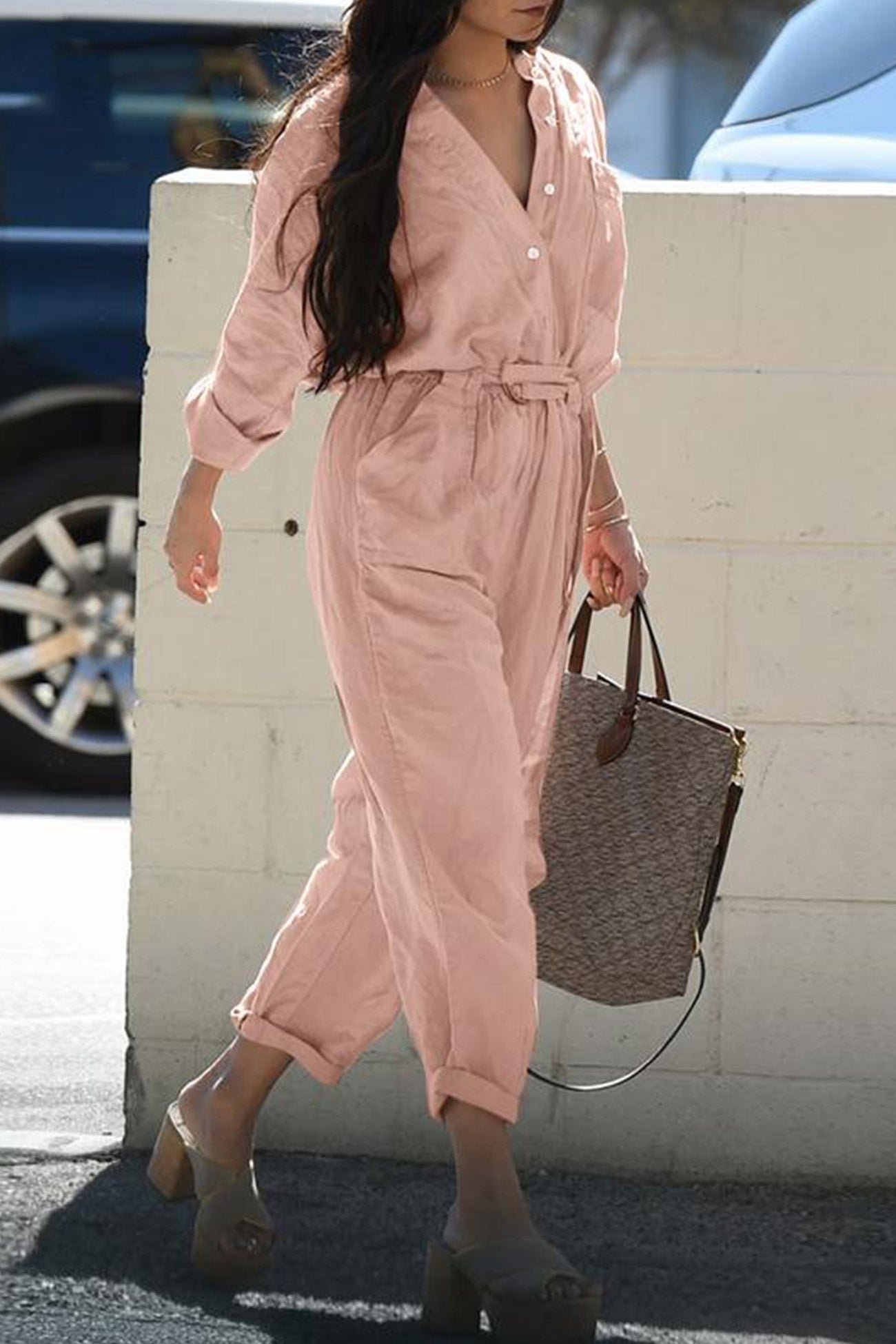 Rosa Taillierter Jumpsuit mit Gürtel – Mia