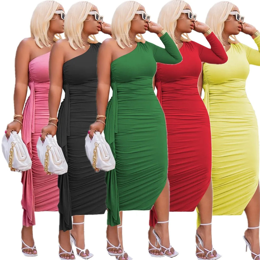 Grünes Spitzenkleid mit Einem Schulterträger - Cynthia