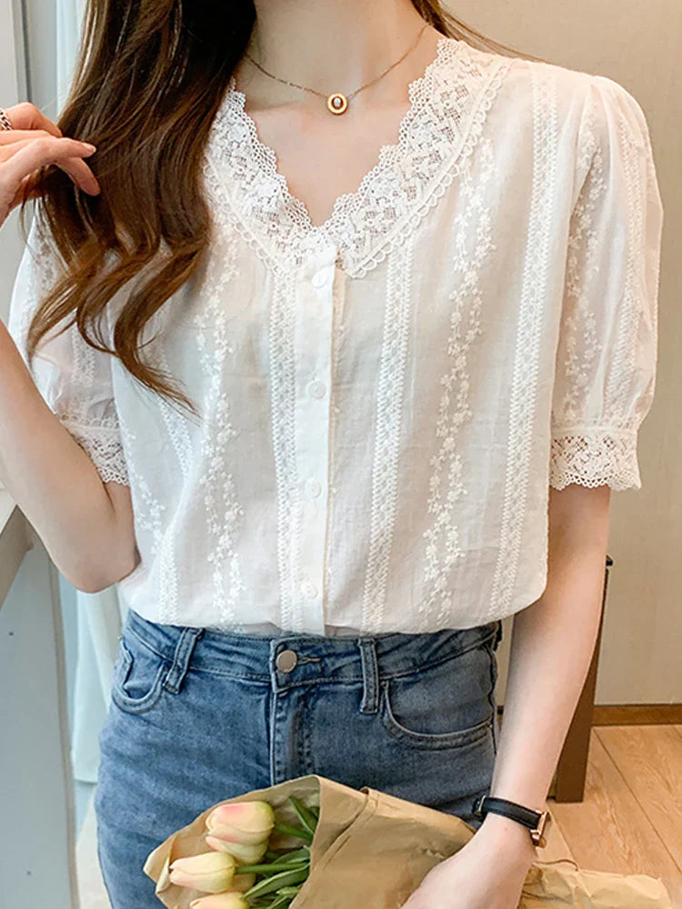 Penny - Weiße Spitzen-V-Ausschnitt-Bluse
