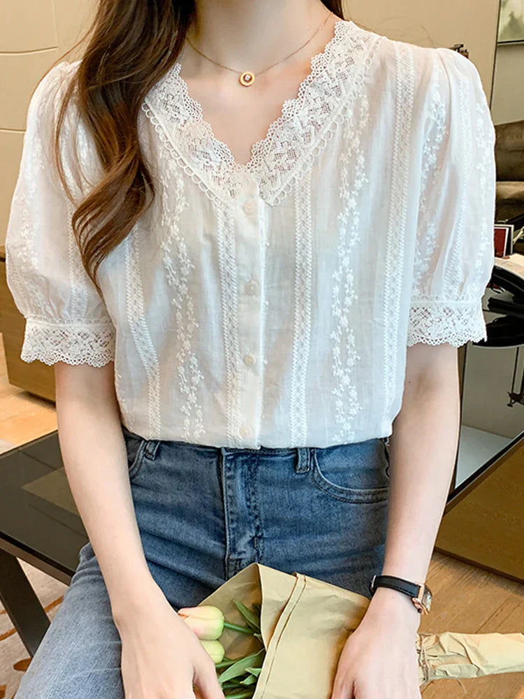 Penny - Weiße Spitzen-V-Ausschnitt-Bluse