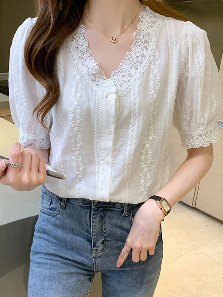 Penny - Weiße Spitzen-V-Ausschnitt-Bluse