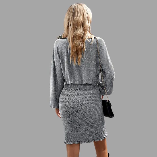 Esmee - Blaues Glänzendes Midi-Kleid mit Taillenbetonung