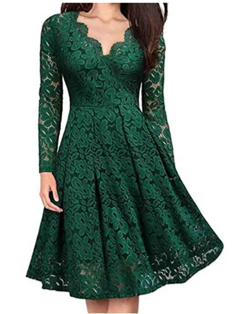Schwarzes Spitzen-Midi-Kleid - Shaena