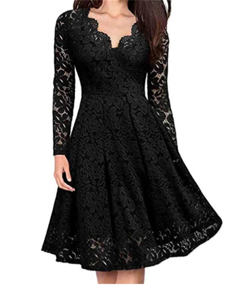 Schwarzes Spitzen-Midi-Kleid - Shaena