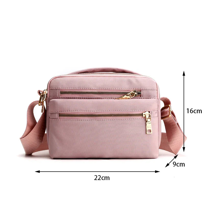 Rosa Nylon Crossbody-Tasche - Roxana