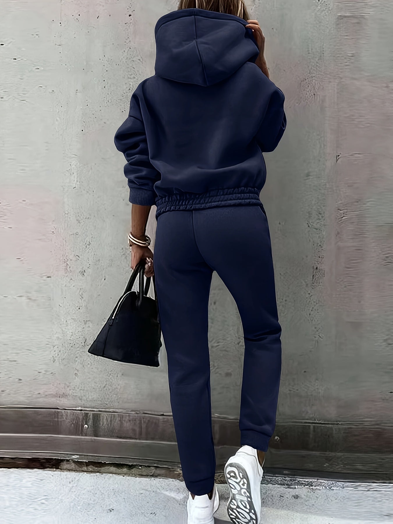 Khaki Sweatpants-Set mit Hoodie - Clara