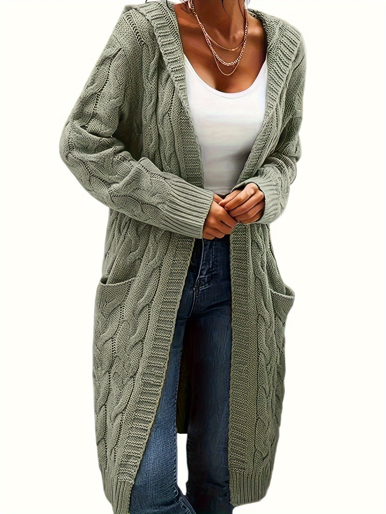 Schwarze Strick-Kapuzenjacke mit Zopfmuster – Nora
