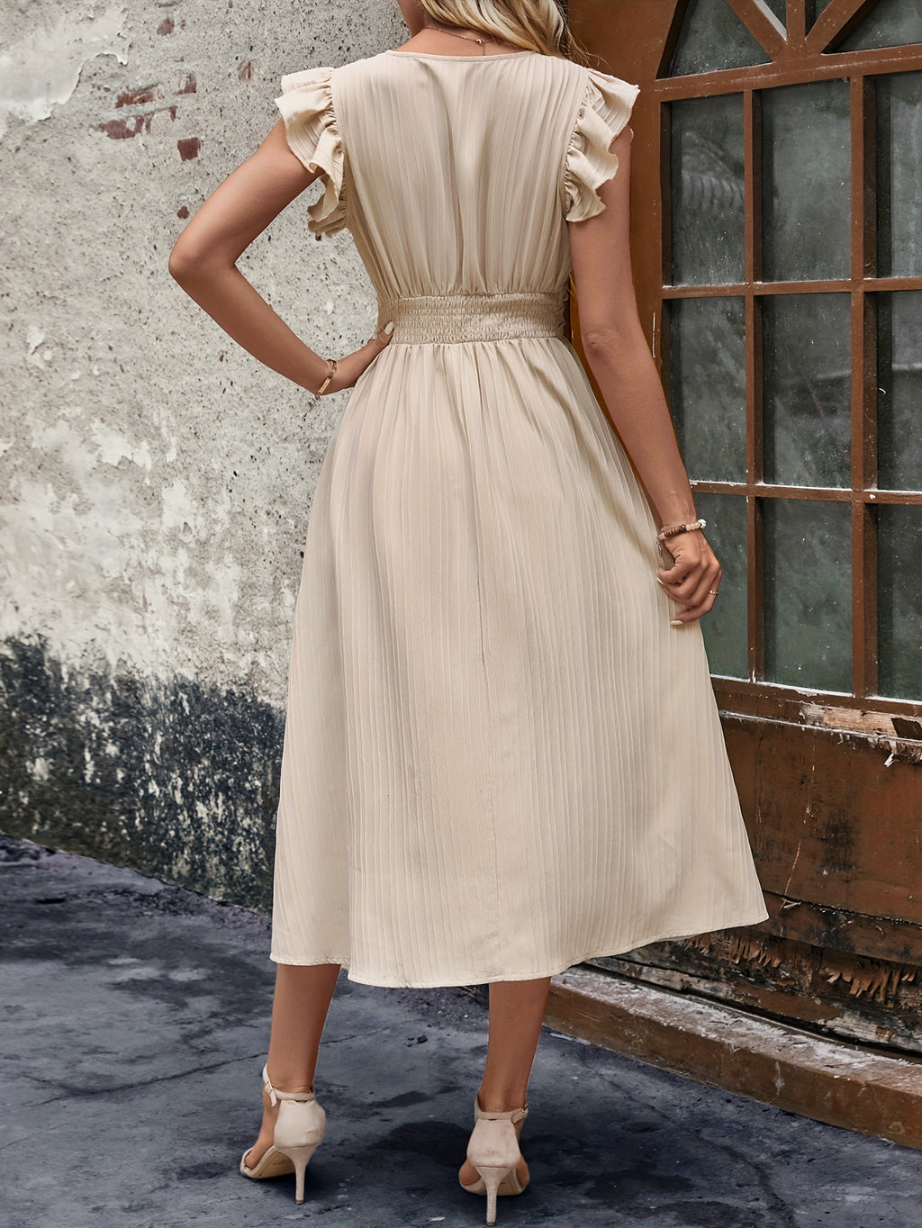 Khakifarbenes Rüschendetail Kleid - Alina