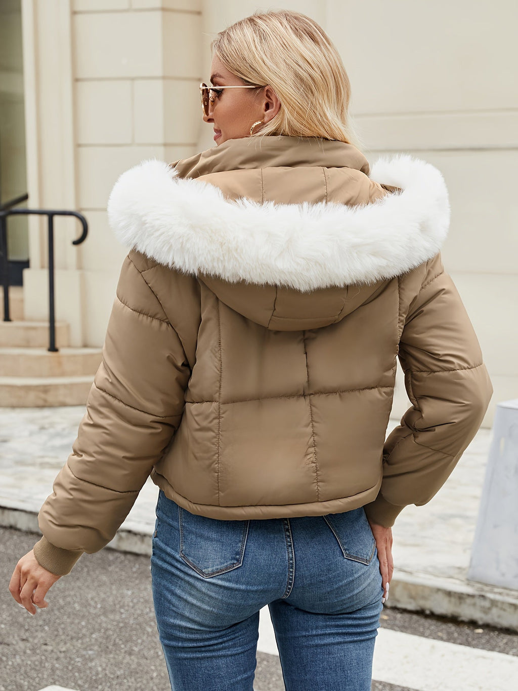 Schwarze Kurzpufferjacke - Eva