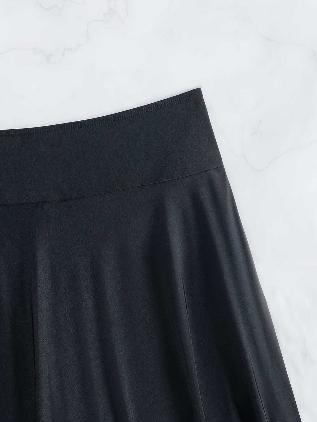 Weiße High-Waist-Schwimm-Shorts - Clara