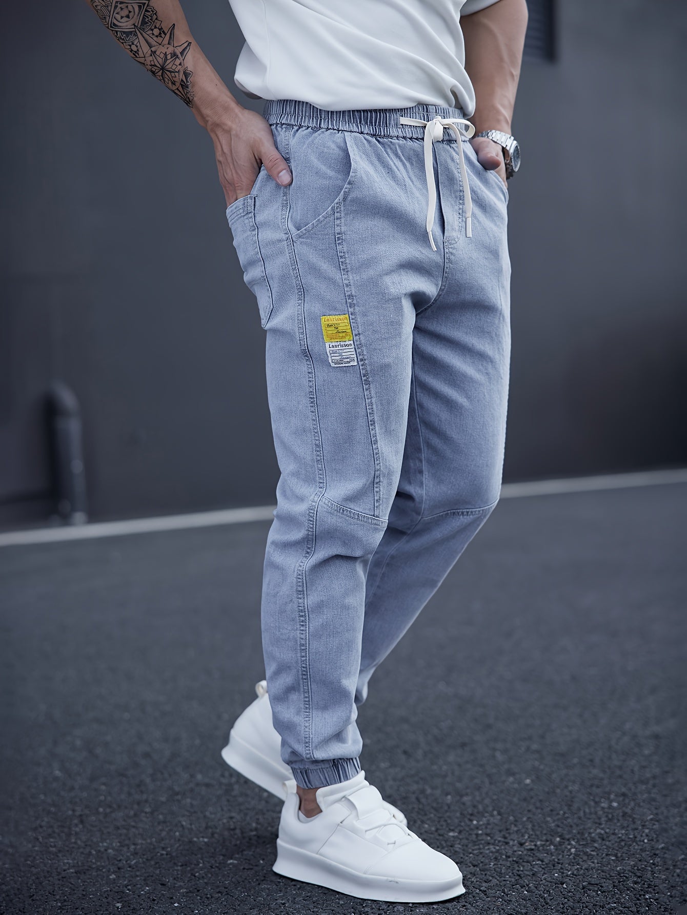 Schwarze Jogger-Jeans mit Kordelzug - Leo