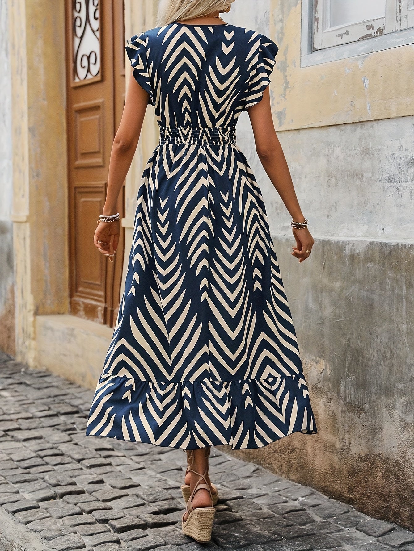 Blaues Rüschenkleid - Emma