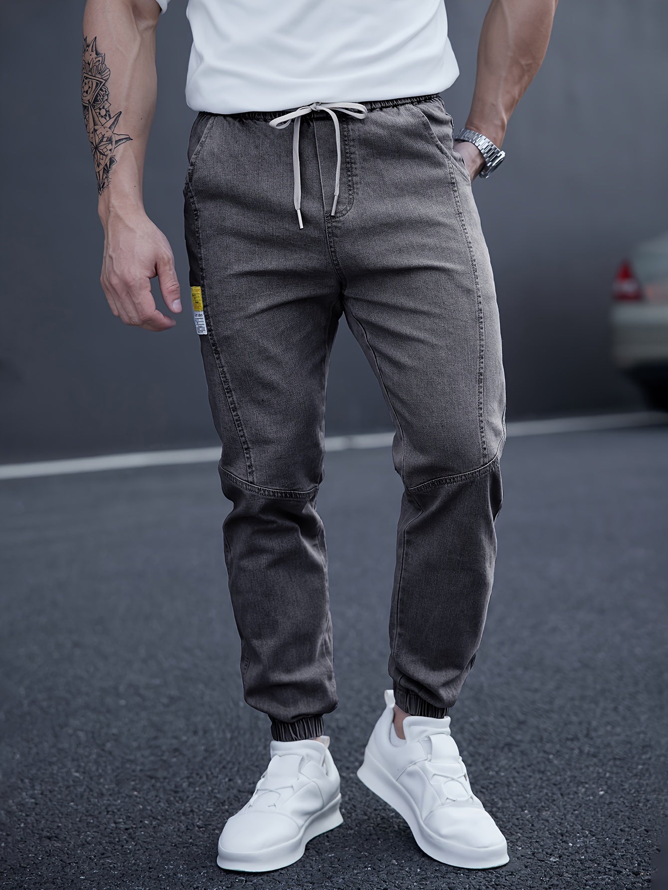 Schwarze Jogger-Jeans mit Kordelzug - Leo