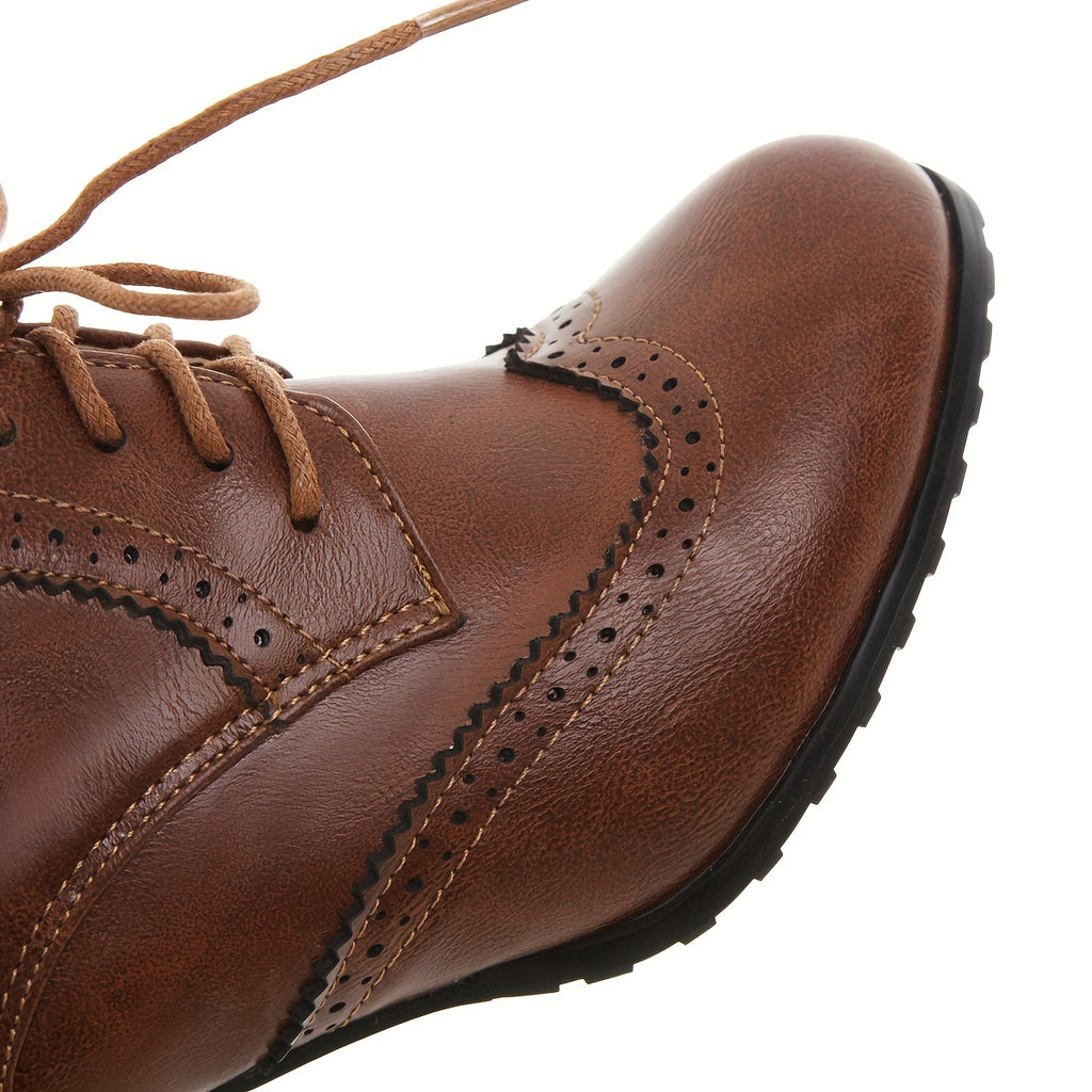 Dunkelbraune Retro Brogues mit Blockabsatz - Clara